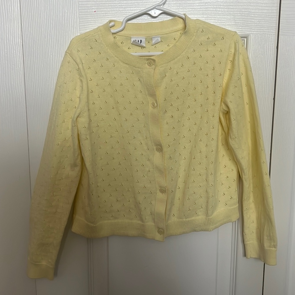 Gap long sleeve shirts